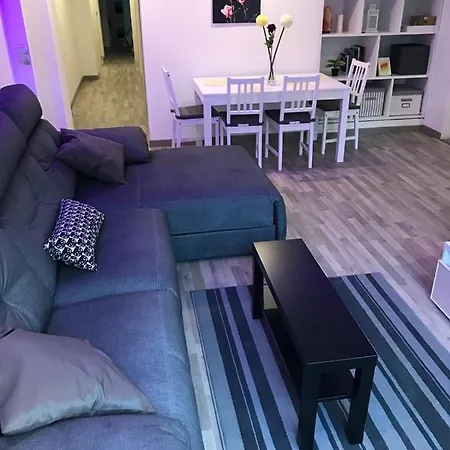 Manya Apartment *