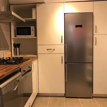 Manya Apartment *