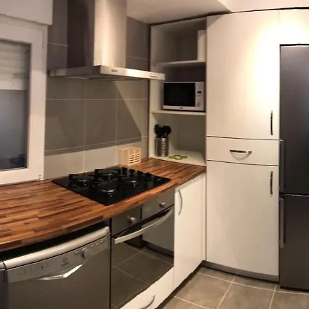 Manya Apartment *